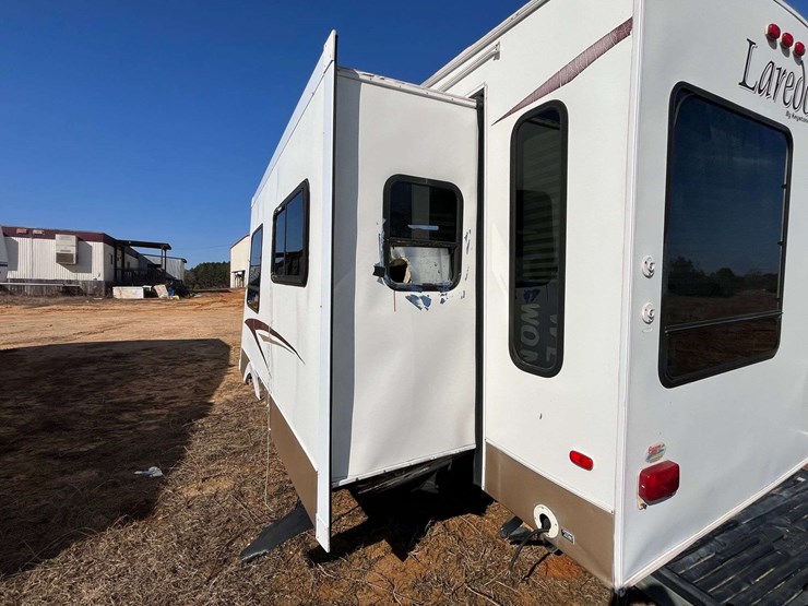 2008-keystone-laredo-265rl-5th-wheel-camper-image-16