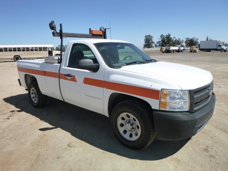 2008-chevrolet-1500-image-3