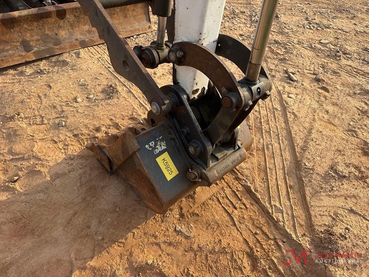 2020-bobcat-e26-image-17