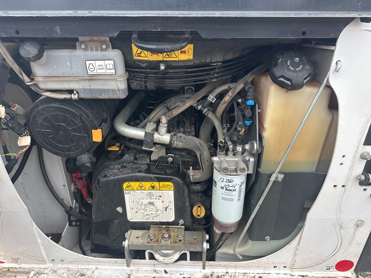 2022-bobcat-t66-image-41