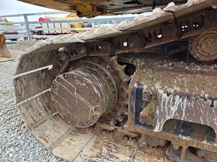 deere-470g-lc-image-72