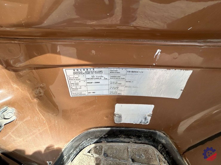 2013-ud-ud3300-s/a-garbage-truck-image-89