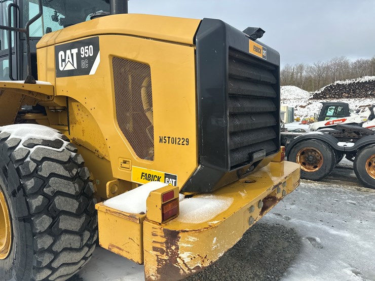 caterpillar-950gc-image-12