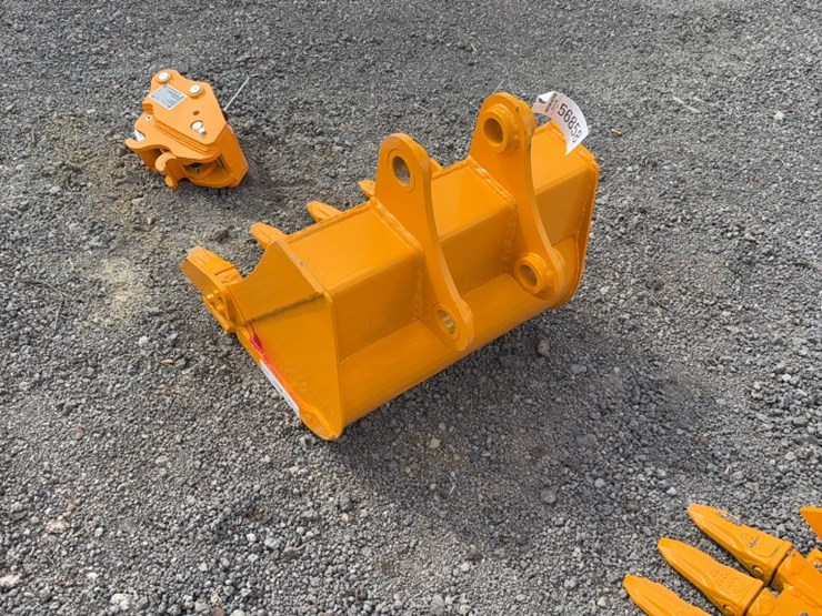 caterpillar-305-image-3