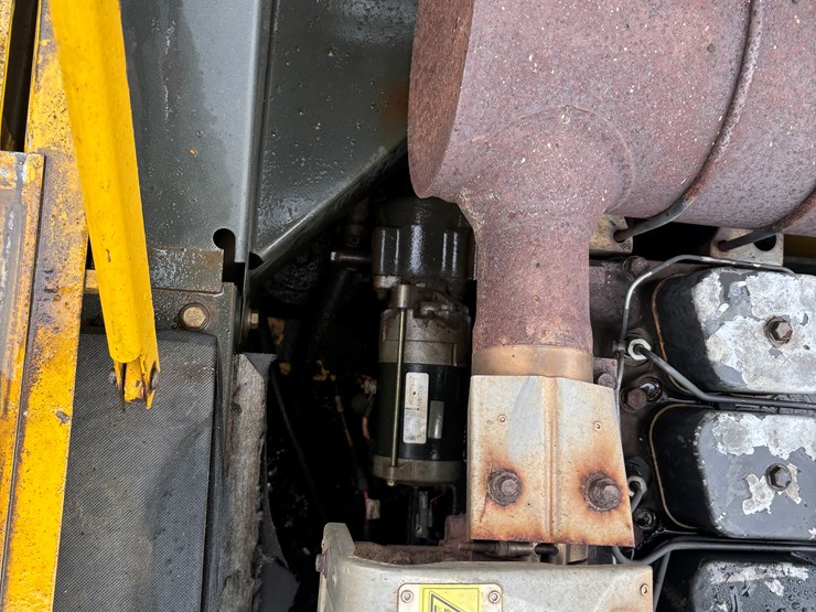 2001-komatsu-pc200-lc-image-28