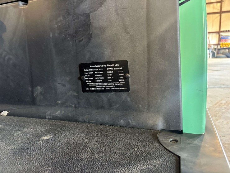 2023-bintelli-electric-golf-cart-w/-on-board-charger-image-2