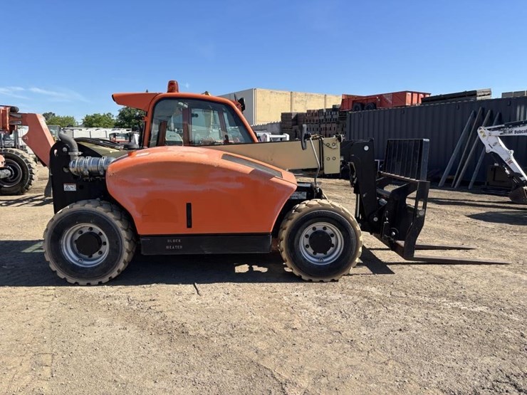 2017-jlg-g5-18a-image-7