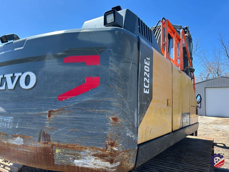 2018-volvo-ec220el-image-32