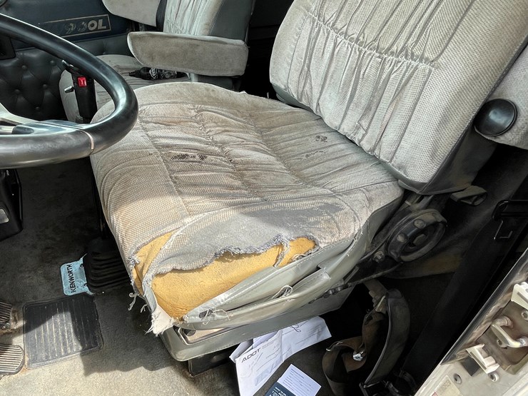 2000-kenworth-w900l-image-60