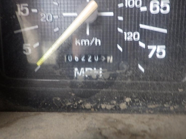 1995-ford-f800-image-35