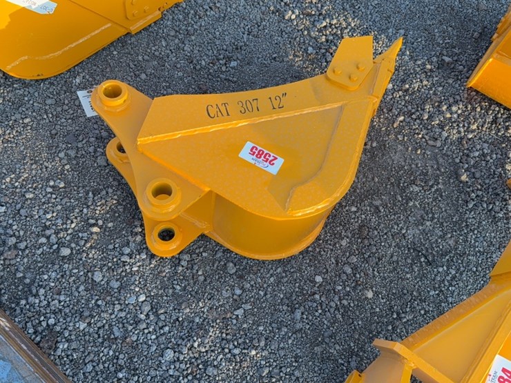 caterpillar-307-image-2