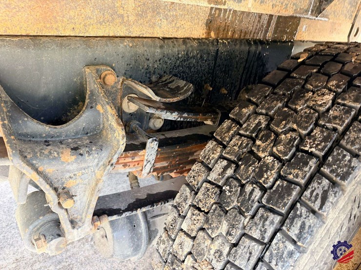 2007-international-7400-image-44