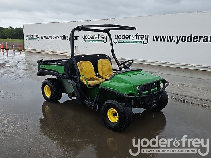 2016-john-deere-gator-image-6