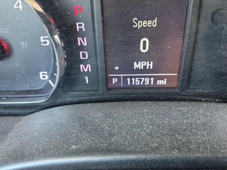 2016-chevrolet-silverado-2500-image-13