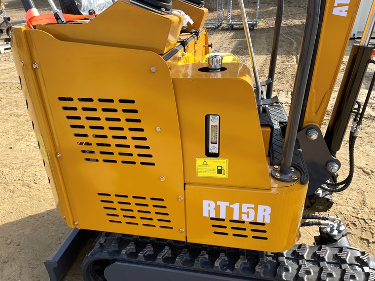 #1037-•-new-ats-rt15r-mini-excavator-image-21
