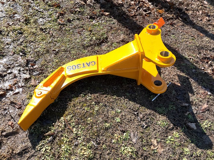 caterpillar-305-image-4