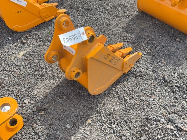 caterpillar-303-image-2