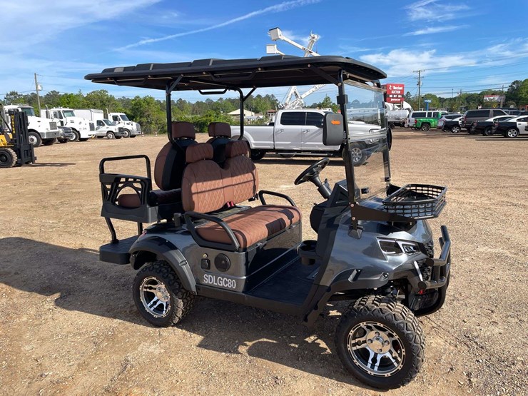 2025-sd-lanch-street-legal-4-seater-golf-cart-w/-on-board-charger-(1-mile-showing)-image-4