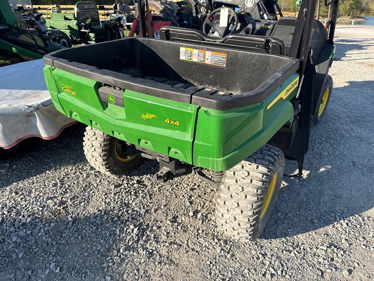 john-deere-gator-image-4