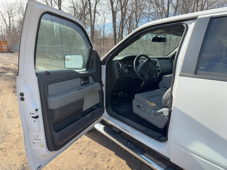 2013-ford-f150-xlt-image-16