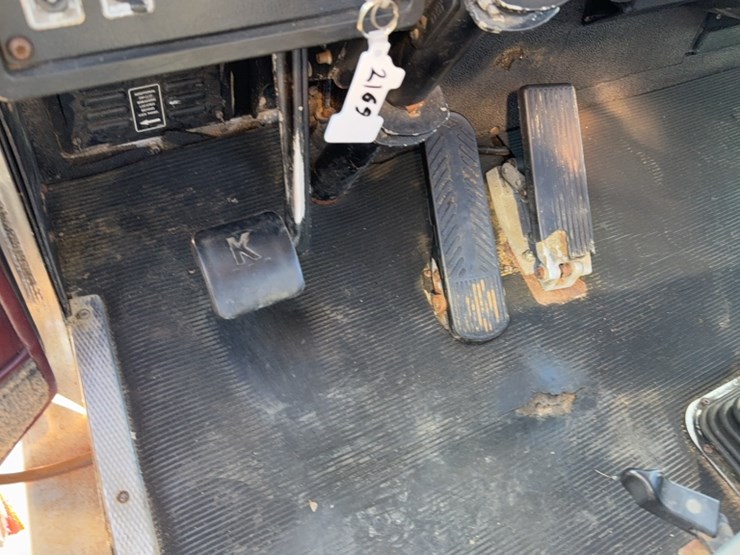 1997-kenworth-t800-image-21