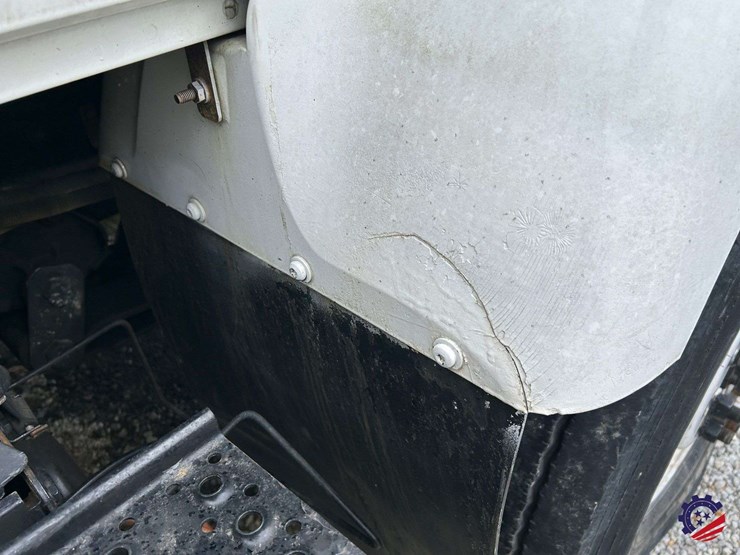 2009-international-7400-image-58