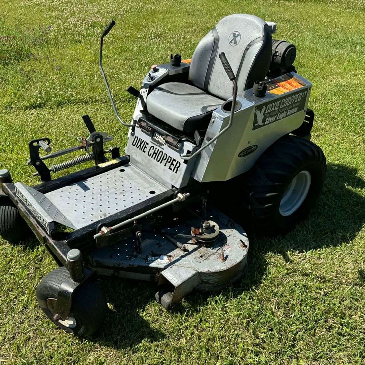 DIXIE CHOPPER LT2400-44