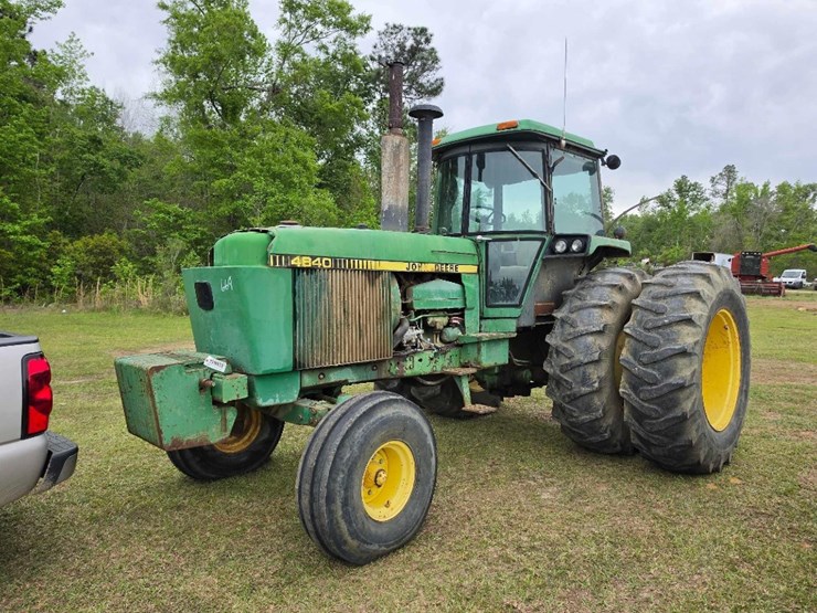 john-deere-4840-image-1