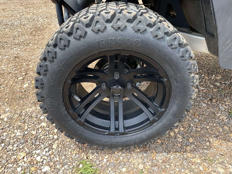 2023-bintelli-electric-6-seater-golf-cart-w/-on-board-charger-(38-miles-showing)-image-18