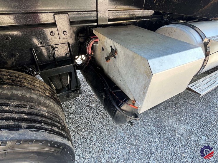 2018-international-hx620-image-43