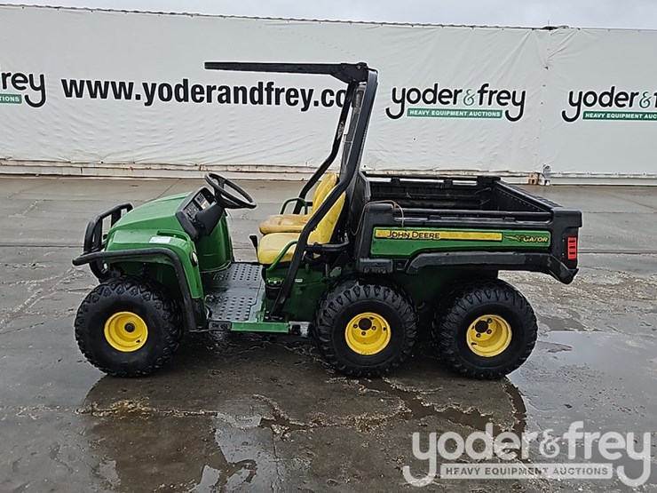 2013-john-deere-gator-image-2