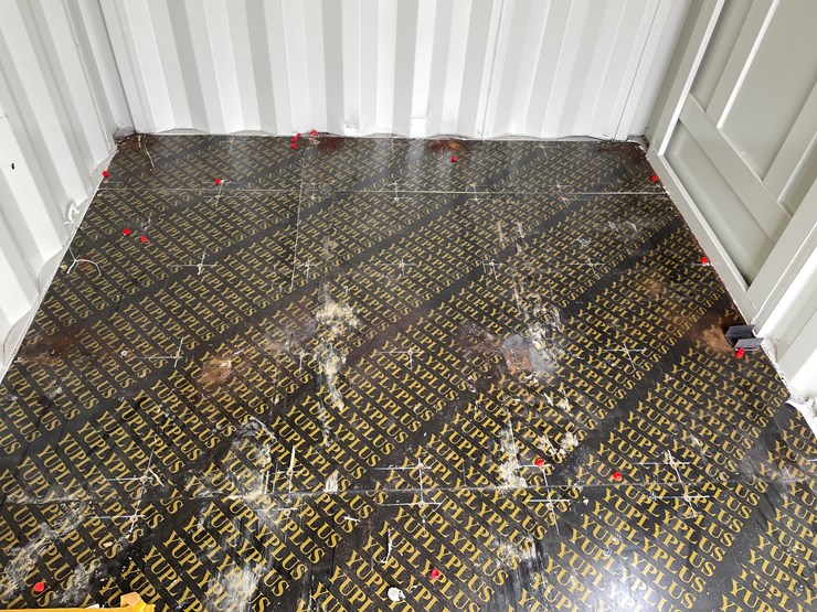 #118-•-10'-storage-container-image-10