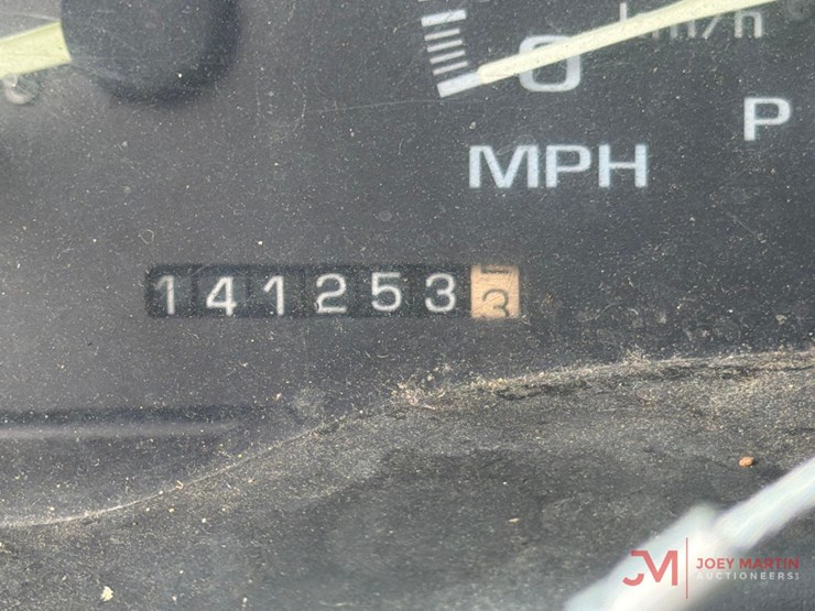 1997-chevrolet-3500-image-29