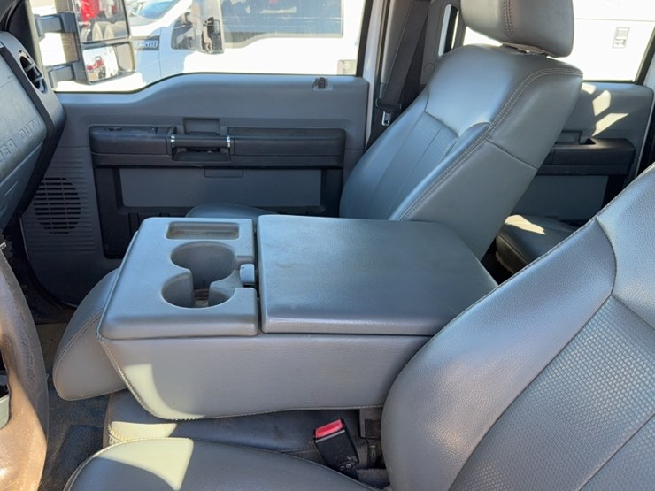 2011-ford-f350-image-18