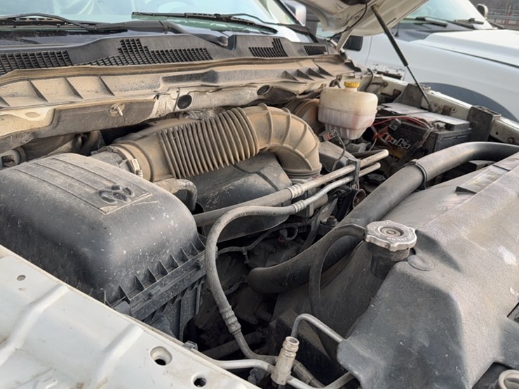 2012-dodge-2500-image-28