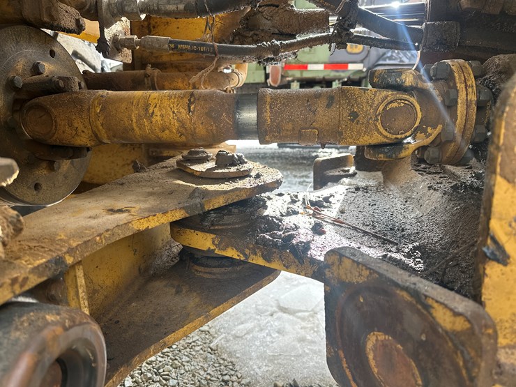 caterpillar-950gc-image-21