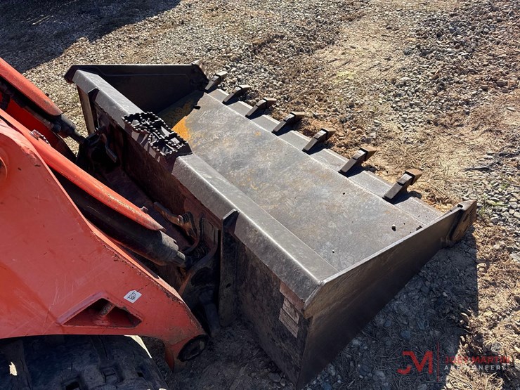 2017-kubota-svl75-2-image-15