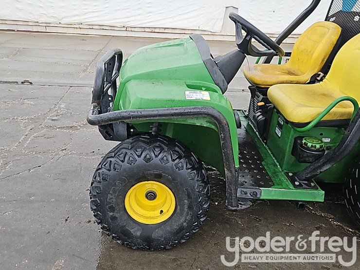 2013-john-deere-gator-image-10