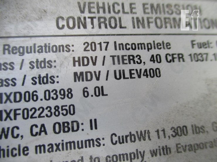 2017-chevrolet-3500hd-image-6