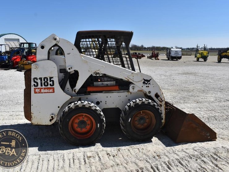 2008-bobcat-s185-image-10