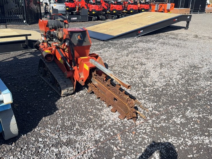 2019-ditch-witch-c24x-image-3