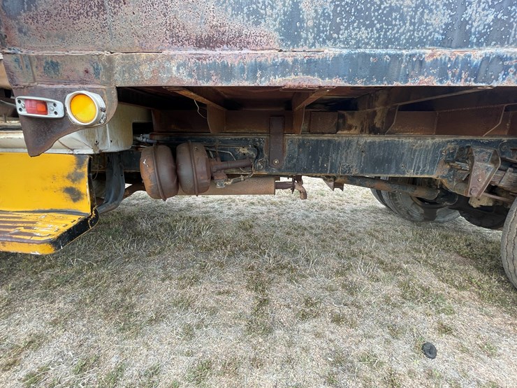 chevrolet-c65-image-16