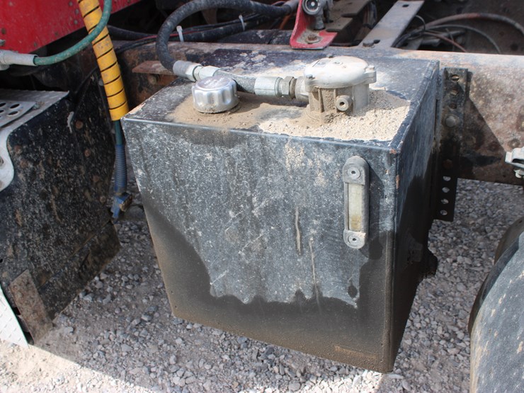 2004-kenworth-t800-image-33