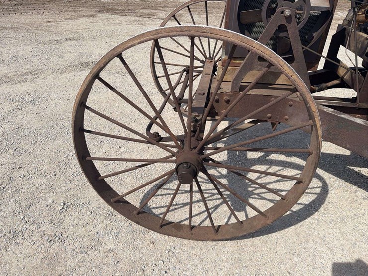 huber-light-four-image-11