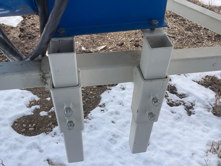 2000-meridian-grain-max-hopper-bin-image-16