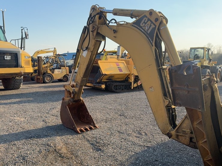 caterpillar-416c-image-7