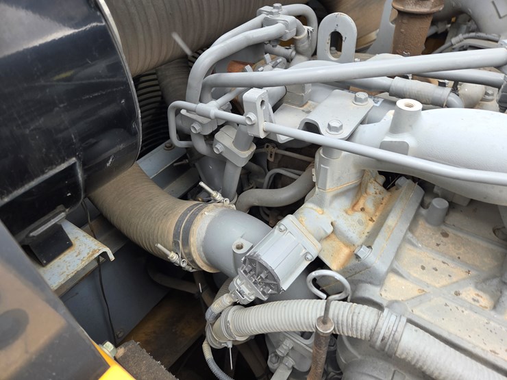 deere-470g-lc-image-36