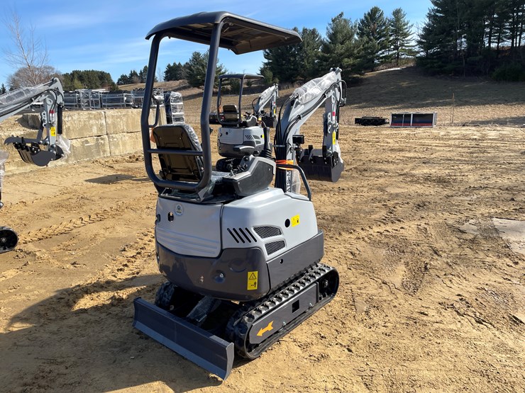 #1033-•-new-ats-me18-mini-excavator-image-5