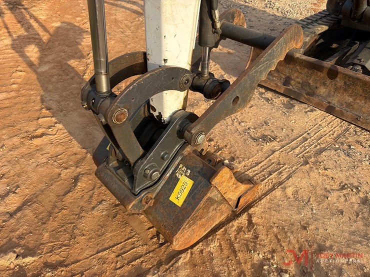 2020-bobcat-e26-image-18