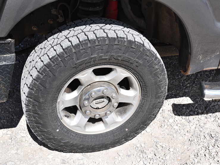 2013-ford-f250-xlt-image-15